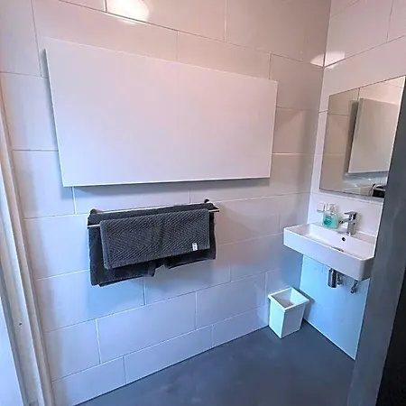 Sloterpark Bed & Breakfast 4*
